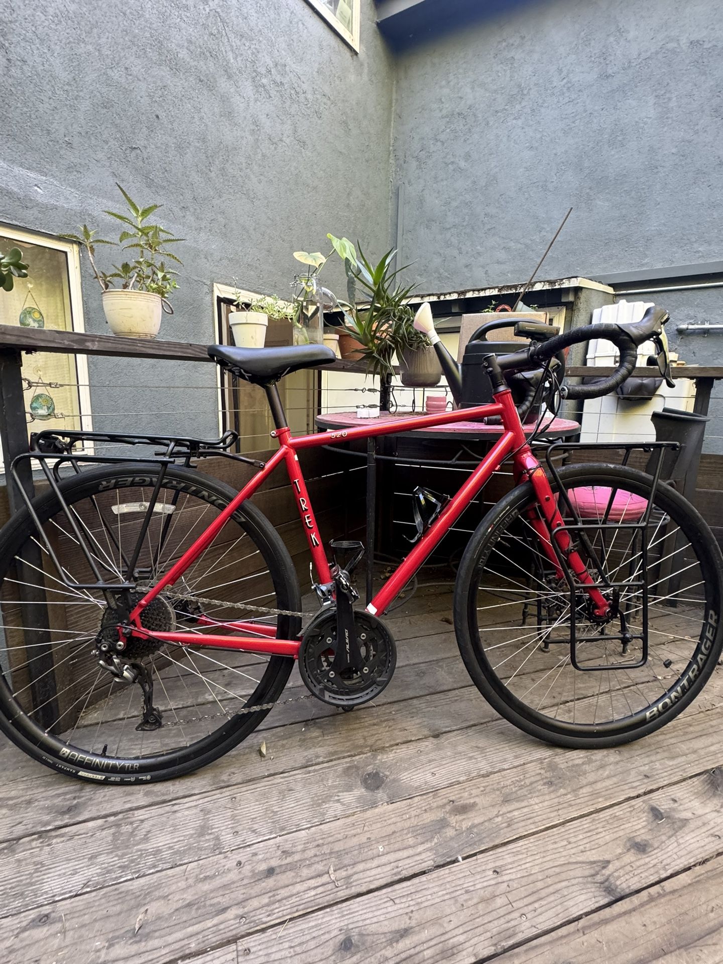 Trek 520 Touring Bike 54CM