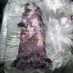 🌸 Two-Piece Smocked Floral Set – Size Medium 🌸