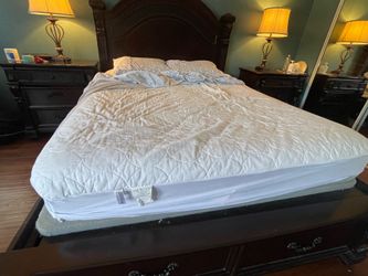 Queen solid Bed with Mattress