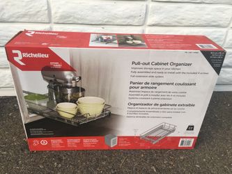 Brand New Richelieu Pull Out Cabinet Organizer