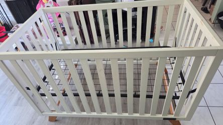 Baby crib