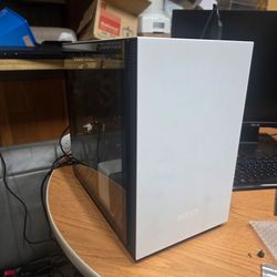 ITX Gaming PC | i7-10700 |
16GB DDR4 RAM |
NVIDIA GTX 1060 6GB
| 512GB Nvme SSD |
EVGA 550W G3 80+ Gold Power Supply
| NZXT H210i