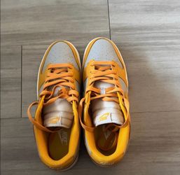 Nike Dunks Mustard and Gray size 11.5