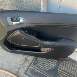 2012 Kia Optima door panel