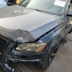 2009/12 Audy Q5 Engine Assembly $2000 Running Exellent Condition , Transmission Tailgate Doors