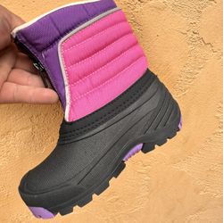 Snow Kids Boots Size 7