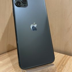 iPhone 11 Pro Max 64GB Space Grey Factory Unlocked Used Like New 