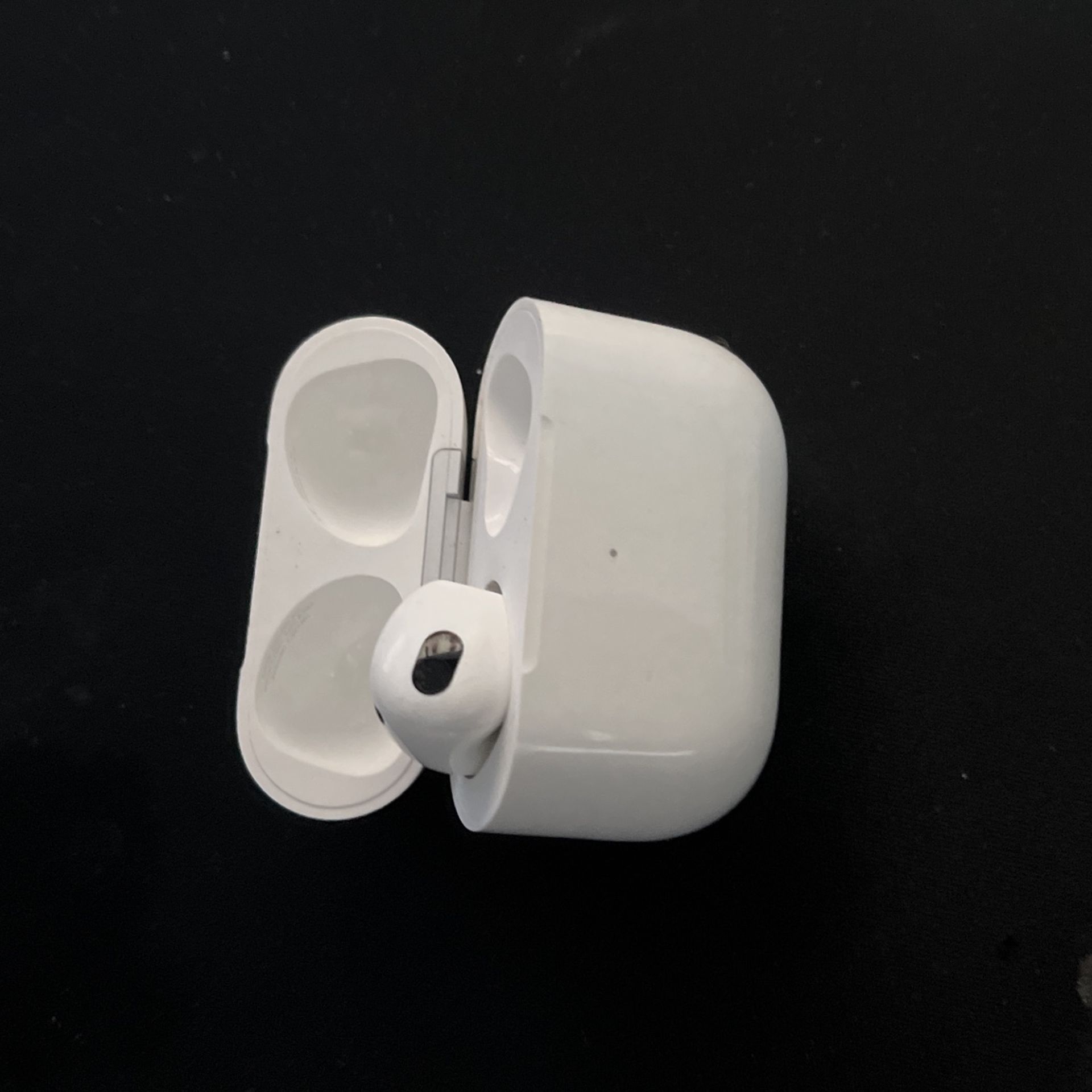 Apple AirPods Gen 3