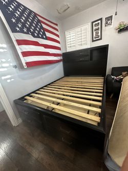 Ashley Furniture Full Size Black Bed