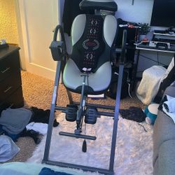 Innova Advanced Heat and Massage Inversion Table