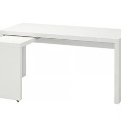 IKEA Malm Desk w/ Pull-Out Panel (WHITE)