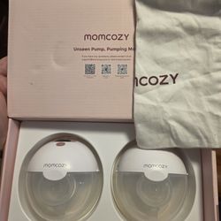 Momcozy breast Pump Hands Free