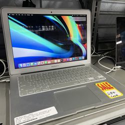 Apple MacBook Air Yrs. 2017 Model: A1466