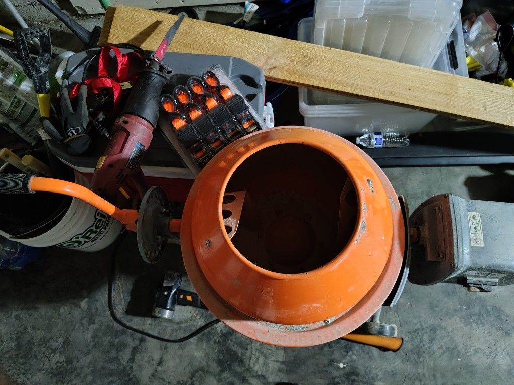 Yardmax 1.6 Cu Ft Cement Mixer