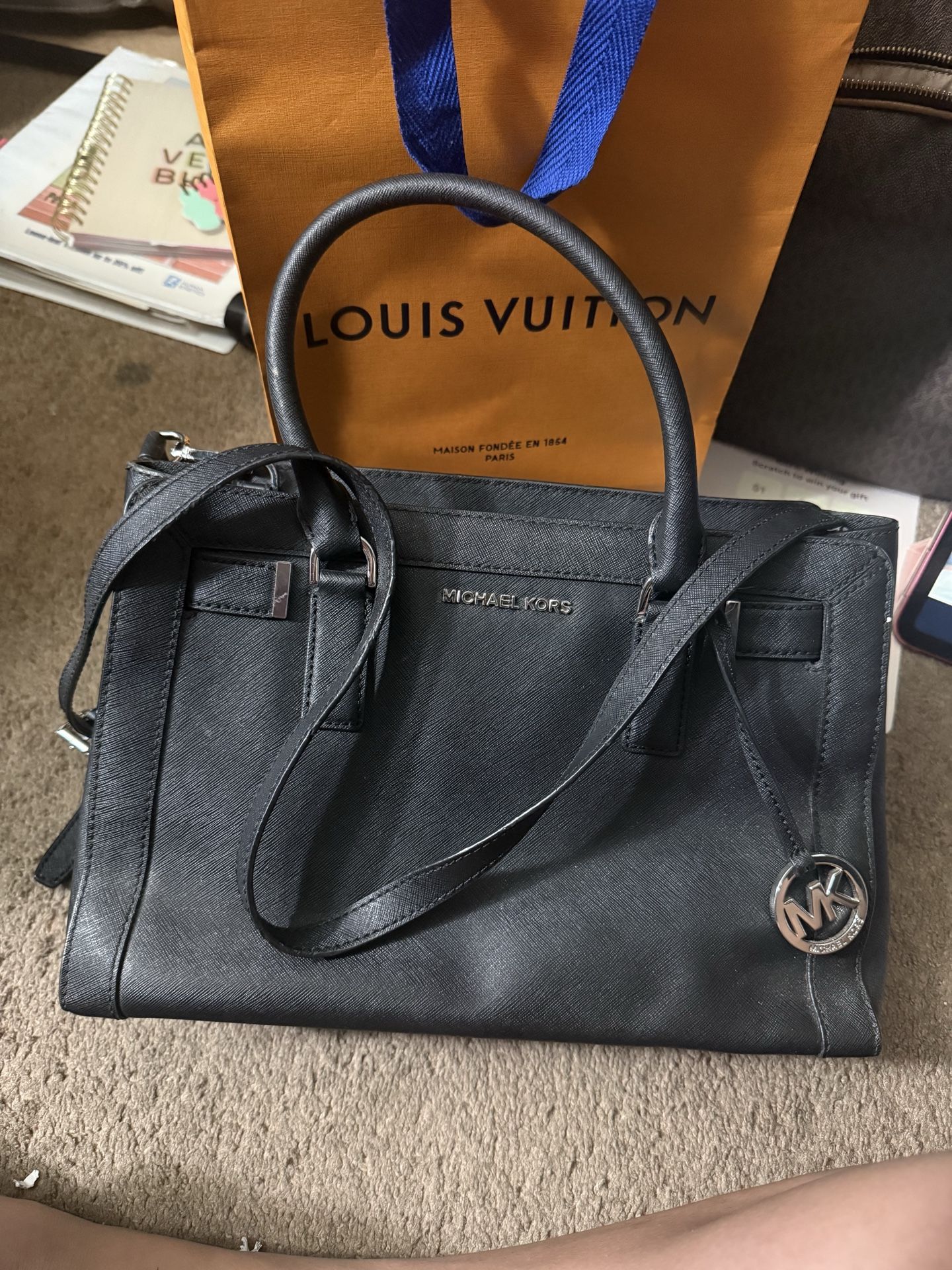 Michael kors purse