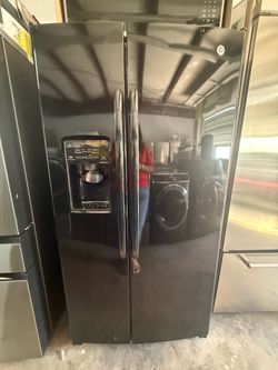 GE Side By Side Refrigerator