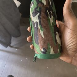 Bluetooth Speaker & JBL headphones 
