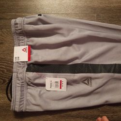 Reebok Men's SMALL pants 