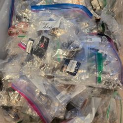 Paparazzi Jewelry- NEW- $300 per bin