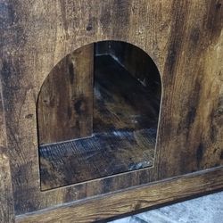 Custom Made Cat/dog House 