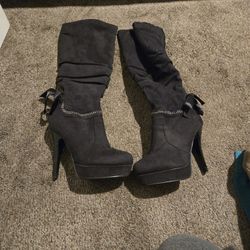 Size 6 (Women Boots)