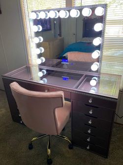 Vanities, Fullbody Mirrors, Bluetooth Mirrors (Price For Financing Downpayment)