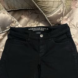 American Eagle Size 4 Black Shorts