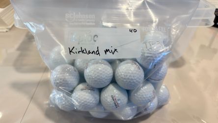 Kirkland Mix Golf Balls (40 Balls)