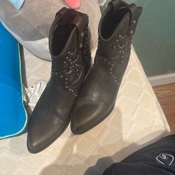 Women’s Boots 8 1/2