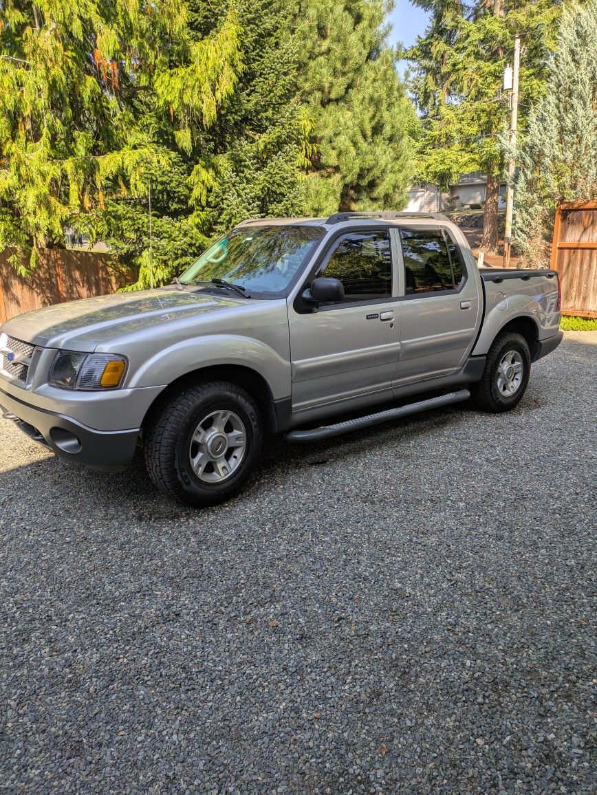 2004 Ford Explorer