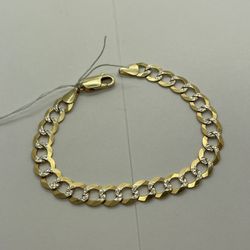 CURB BRACELET 14KT YELLOW & WHITE GOLD, 8” LENGHT, 13.1 GRAMS, 8.4 MM. 