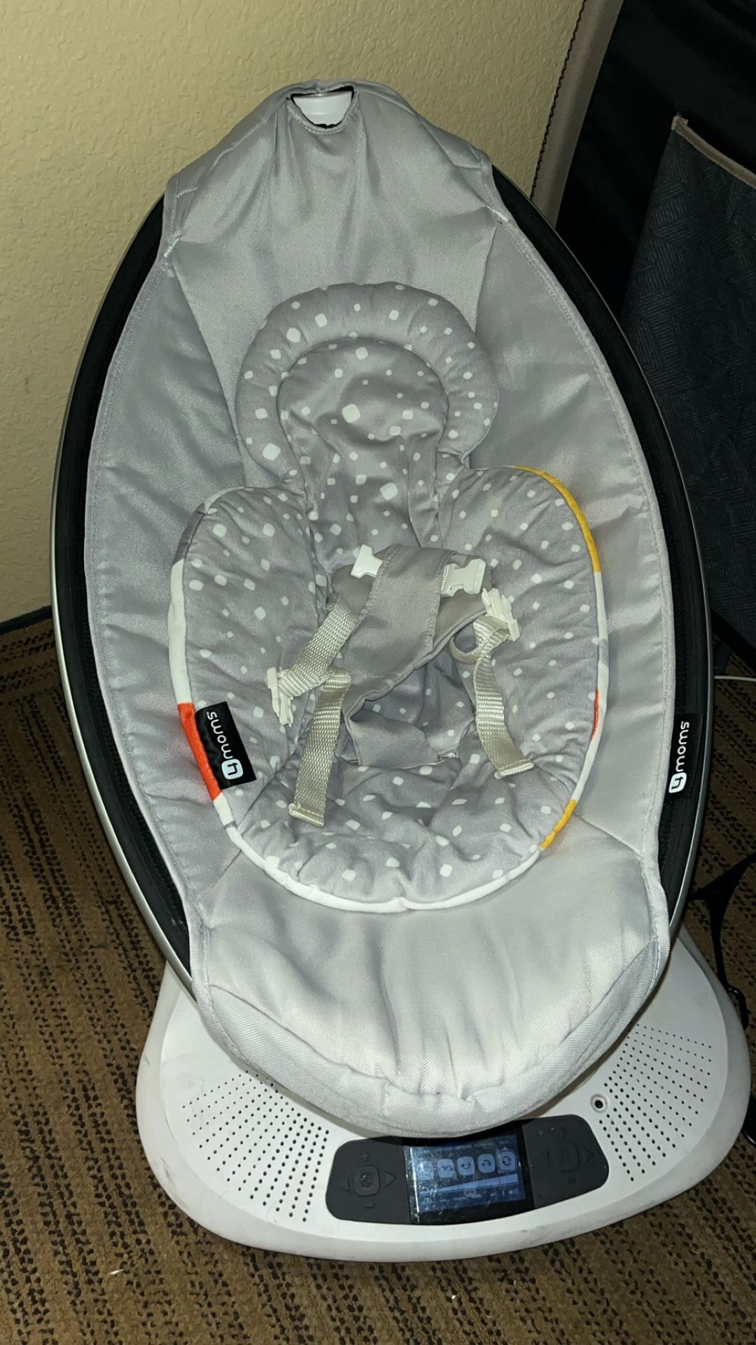 MamaRoo Swing