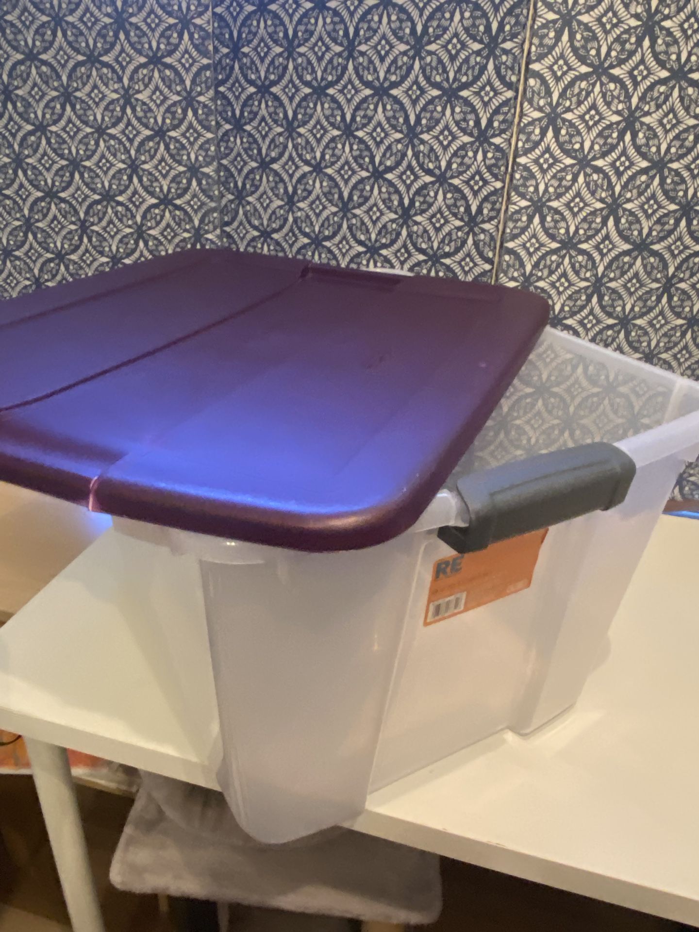 RE 66 Quart/16.5 Gallon Clear Plastic Storage Tote Bin w/Locking Lid