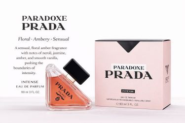 PARADOXE PRADA