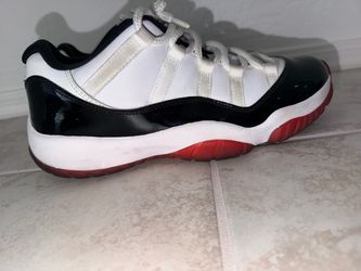 Jordan 11 Retro Low Concord Bred