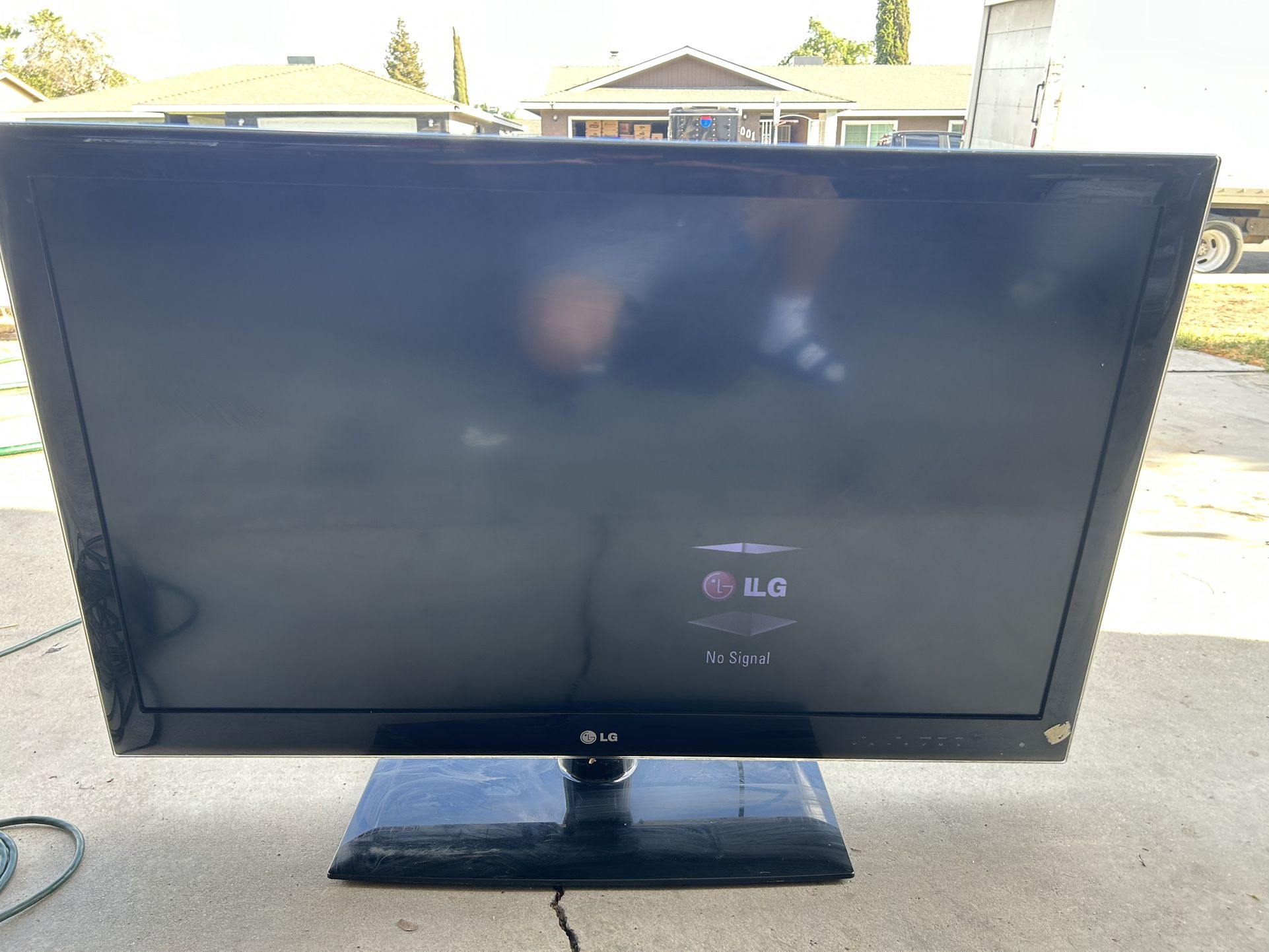 LG TV