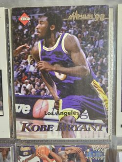 Kobe Bryant 5 Cards Mint Condition