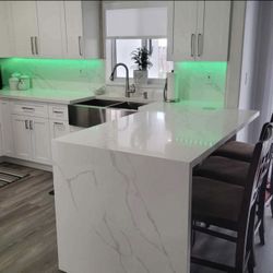 White Shaker 