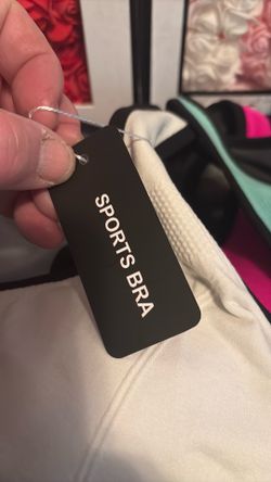 Sports bras large