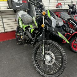 Brand New Raven 250cc Street Legal Dirt Bike 