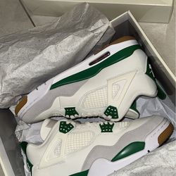 Pine Green SB Jordan 4 & other Jordan 4