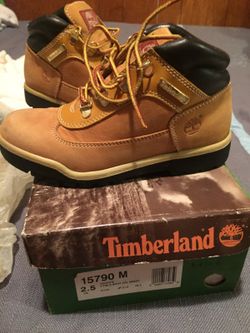 Timberlands y field boot aol wheat size 2.5