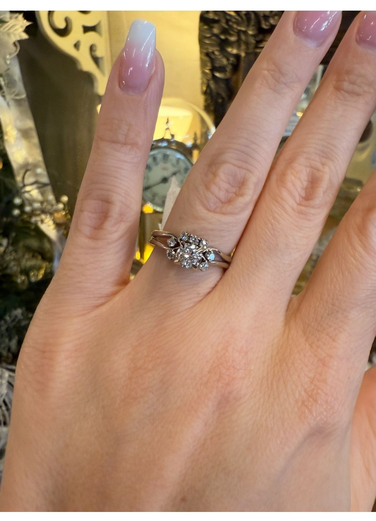 14K Gold Natural Diamonds Beautiful Ring