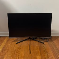 Samsung Curved 32” 4K Monitor
