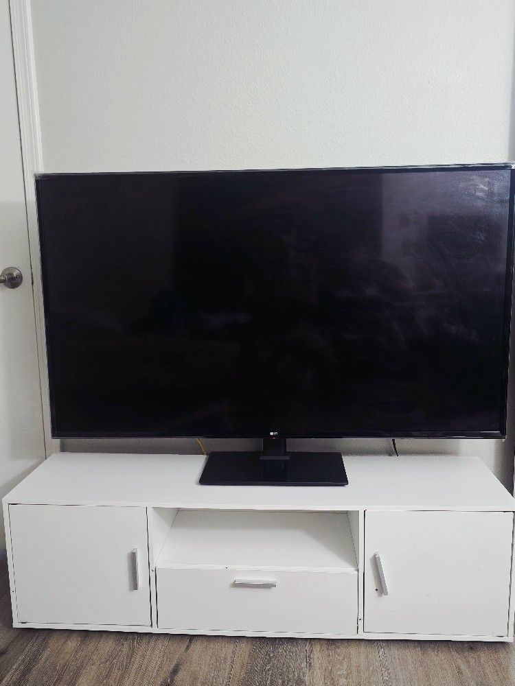 LG 4K UHD TV 2019
