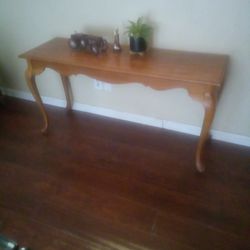 End Table Great Condition 