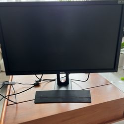 27 Inch Monitor