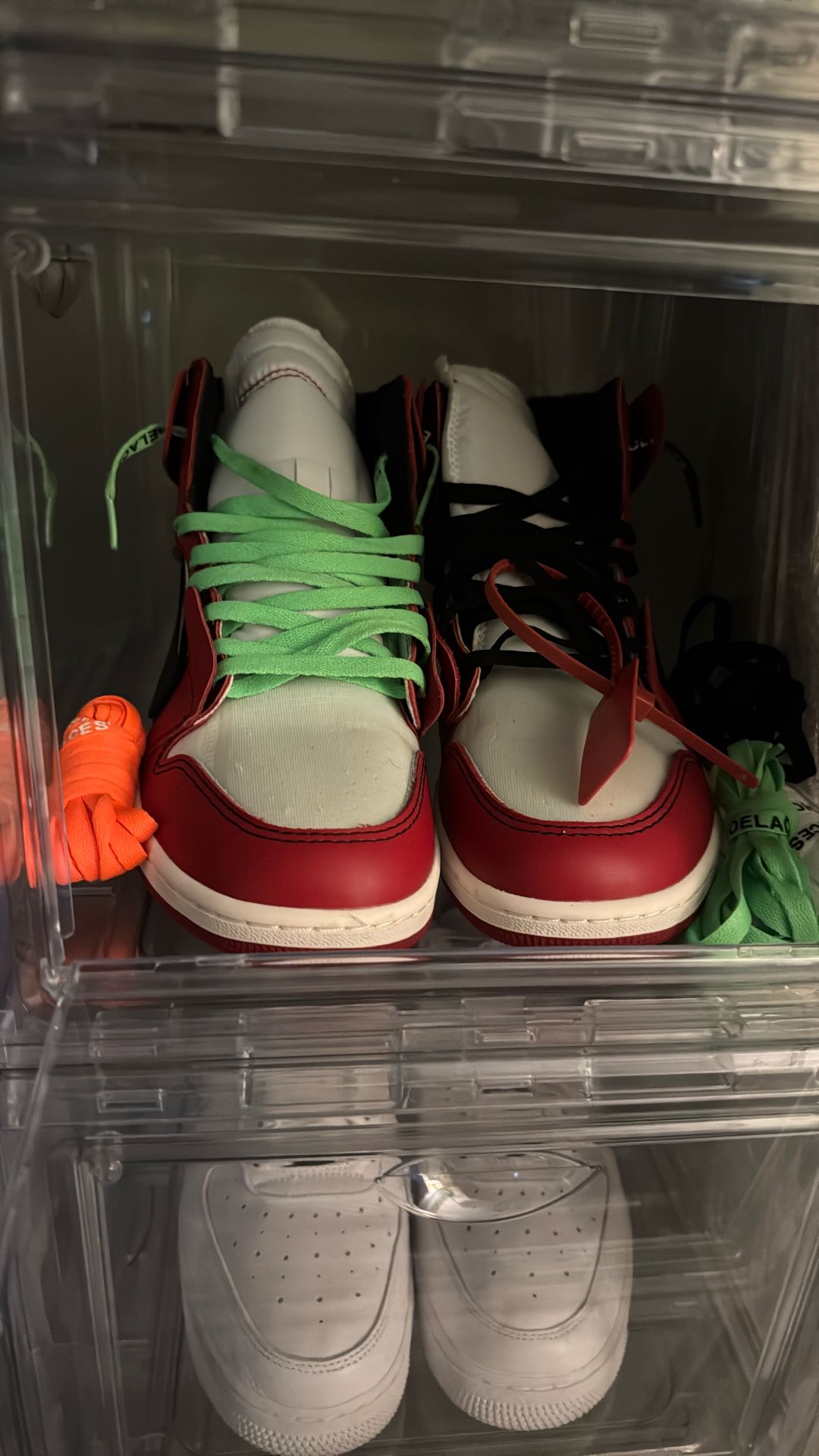 Chicago Off-White Jordans Size 12 US