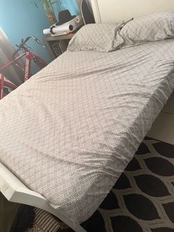 Full size mattress