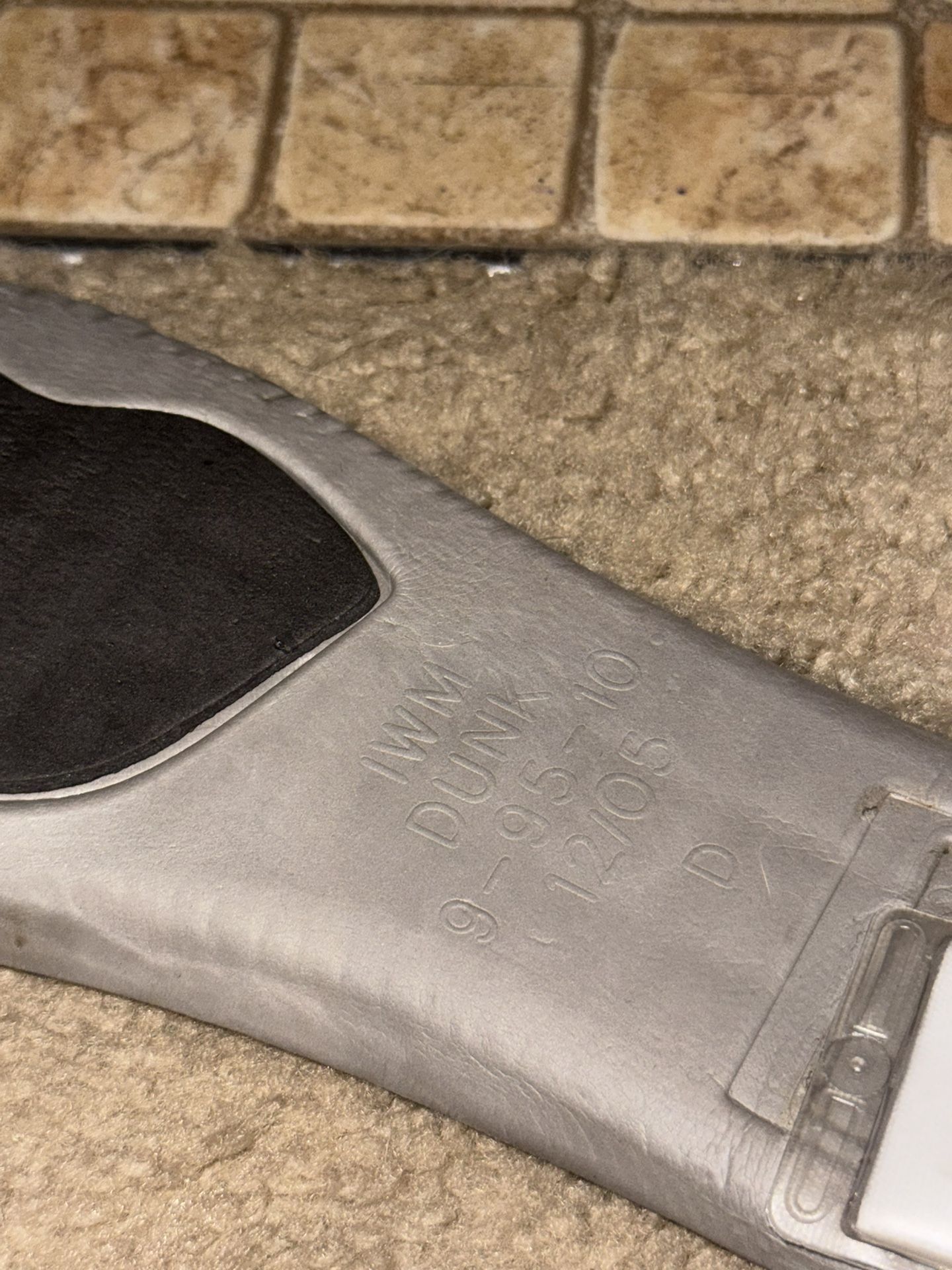 Nike SB Grateful Dead “Orange Bear” Dunks